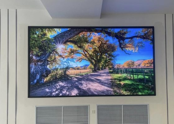 Dobra cena pełnobarwny wynajem w pomieszczeniach/stały wyświetlacz LED 200*150mm Super Clear Small Pitch P1.667 w Internecie