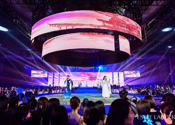 Dobra cena Wypożyczalny ekran LED w pełnym kolorze ekran sceniczny tło P3.91 SMD 1/8 skanowanie Epitaxial LED Chip w Internecie