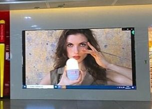 Temperatura barwowa 8000K±500 regulowana, Ekrany LED sceniczne, ultra cienkie szafki z optymalną mocą 600W/m2