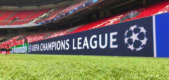 Konkurencja w zakresie korekty szarej skali Arena sygnalizacja z częstotliwością obrazu 60Hz i wydajnością