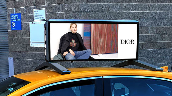 Tryb jazdy Asynchroniczne sterowanie samochodem LED wyświetlacz sygnału z rozmiarem pasma 5 mm i konfiguracje 1R1G1B