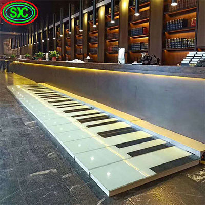 8PCS Sparkling Light Dance Floor z częstotliwością odświeżania 3840hz/s i modułem W2 X H4 Qty