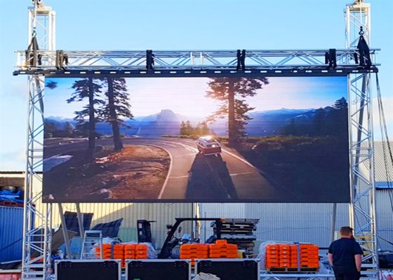 Dobra cena Widok Odległość 3-50m Wybierz wypożyczalny wyświetlacz LED z 2,604mm Pixel Pitch i 500 * 500mm Cabinet Dimension w Internecie