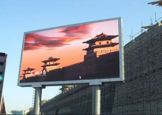 Wyświetlacz LED P10 Full Color do reklam z regulowaną jasnością 8000