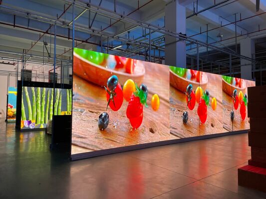 Dobra cena Wysokiej jakości P2.5 640x640mm Ekran LED w pomieszczeniach w pełnym kolorze dla wydarzeń z częstotliwością odświeżania 3840hz W Internecie
