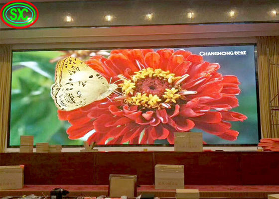 Dobra cena Konferencja Wysokiej rozdzielczości wnętrze LED Video Display COB HD P2.5 1R1G1B wnętrze pełnobarwny LED display w Internecie