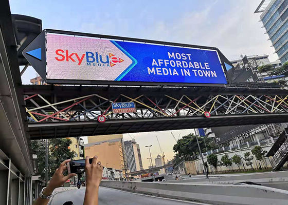 Dobra cena P8 HD ekran reklamowy zewnętrzny LED 32*16 rozdzielczość w Internecie