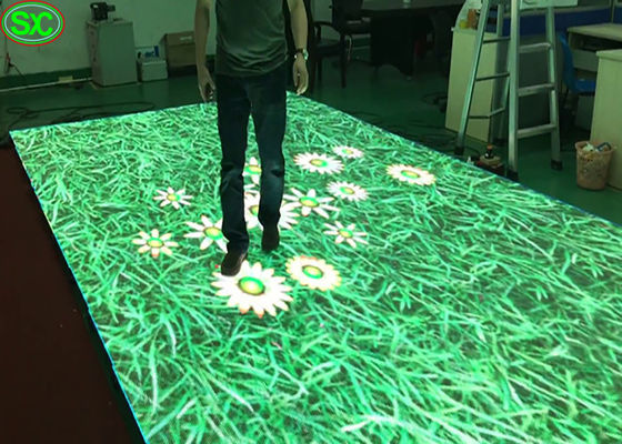 Dobra cena P4.81 Indoor Interactive 3D LED parkiet ślubny, klubowy parkiet w Internecie
