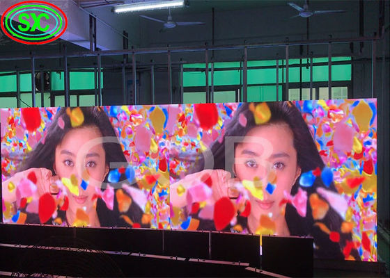 Dobra cena Reklama wewnętrzna Wyświetlacz wideo LED Sterowanie wyświetlaczem Wyświetlacz LED wyświetlacz tabliczki znamionowej P2.5 Moduł LED kryty w Internecie