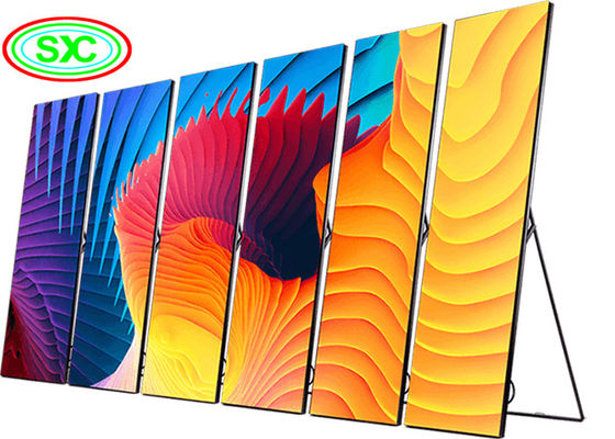 SMD2121 1200cd / m2 P2.5 Ekran plakatowy Led System 3G 4G łatwy przenoszenie i instalacja