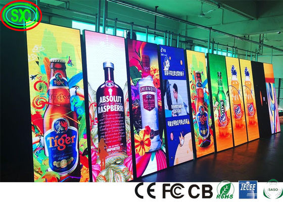 P2 P2.5 1200cd / m2 122880 pikseli Ekran plakatowy LED SMD2121