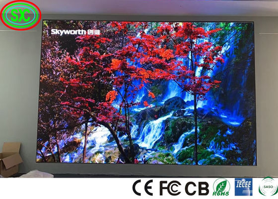Dobra cena SABER SASO Wewnętrzny pełnokolorowy wyświetlacz LED P2.5 Programowalny wyświetlacz LED 6500cd/m2 w Internecie