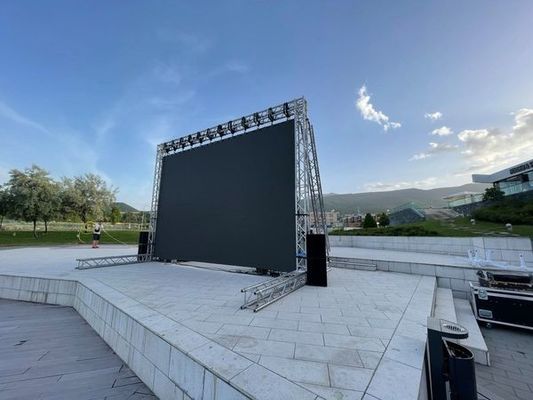 Dobra cena Sage Installation Ekran tła LED do wypożyczenia, ekran kurtyny LED P3.91 / P4.81 Szafka 500x500mm w Internecie