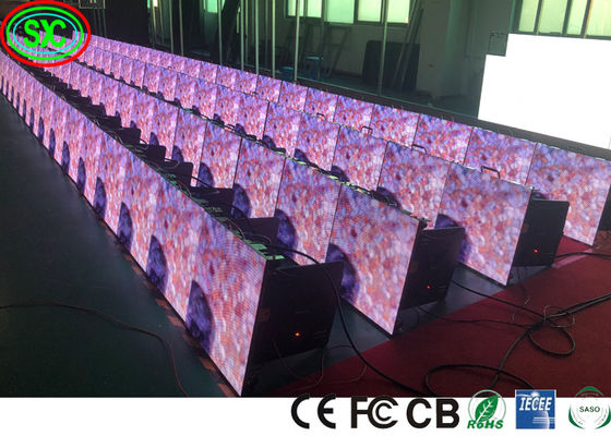 Dobra cena HD Reklama wewnętrzna Ekrany LED Panele Led 500 * 500 mm P3.91 Led Video Wall Elastyczny moduł LED w Internecie