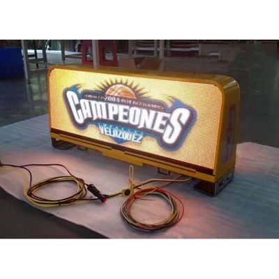 Dostosowywalny wyświetlacz znaków samochodowych LED z funkcją symbolu 192 * 64 kropki Rozdzielczość ekranu DC 5V napięcie