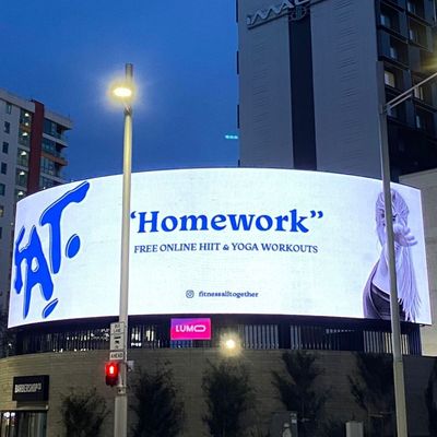 Budynek montowany na dachu P6 960x960mm Wyświetlacz LED P6 LED Zewnętrzny wyświetlacz LED Ekran mediów wideo