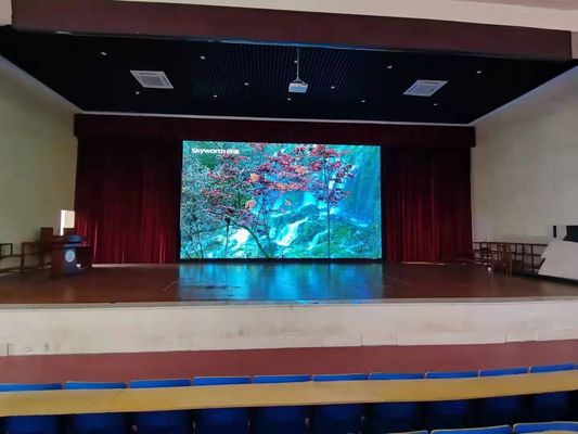 Dobra cena Wysokiej precyzji przetwarzanie P3 Wnętrze pełnobarwny wyświetlacz LED z wygodną instalacją i konserwacją w różnych gałęziach przemysłu w Internecie